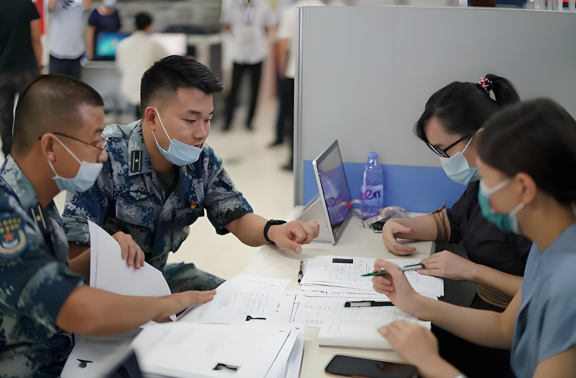 湖南省衡阳市多措并举探索社会化拥军路子:雁城绽放双拥花