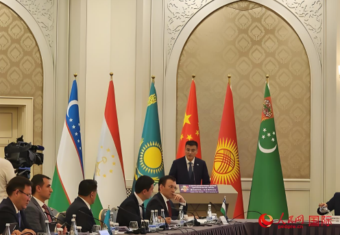 中国—中亚智库论坛在塔什干举行