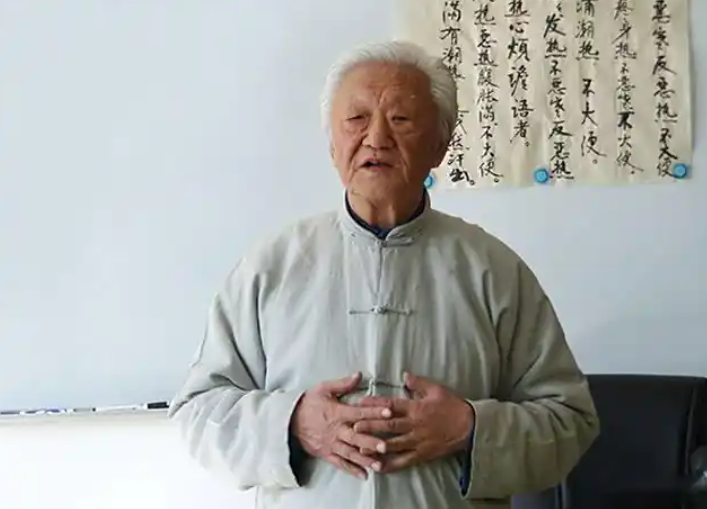 郭生白：当良医治病救人，做国手起疴回生的配图