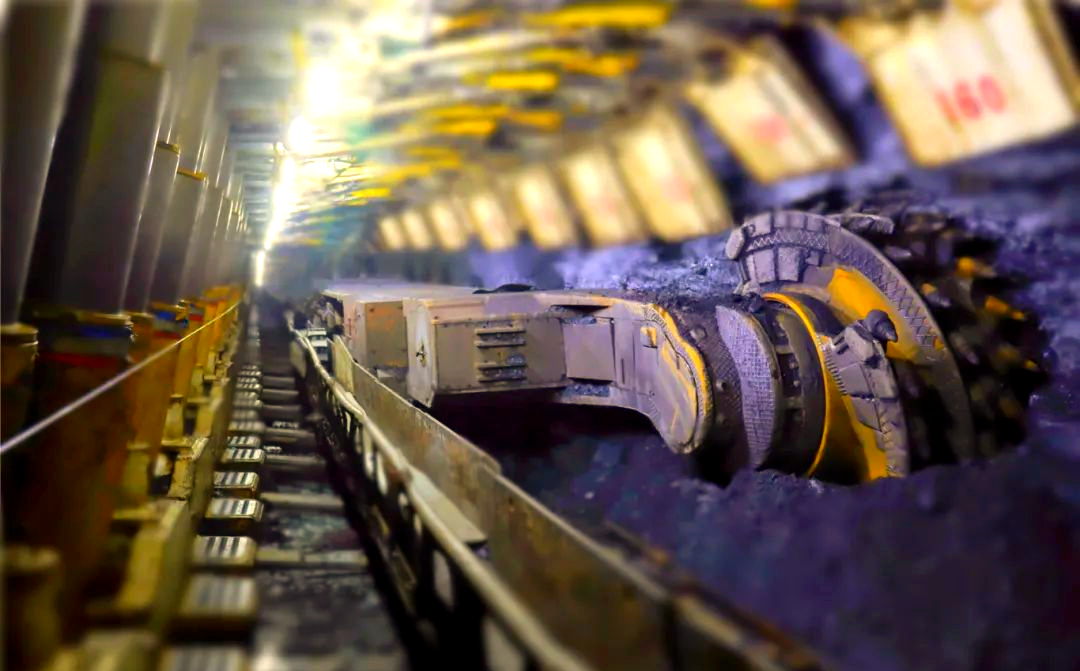 我国建设改造一大批现代化智能化煤矿