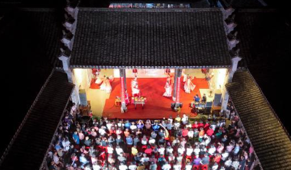 “新旧交融”引游人 浙江缙云文化古迹“烟火气”中焕新生