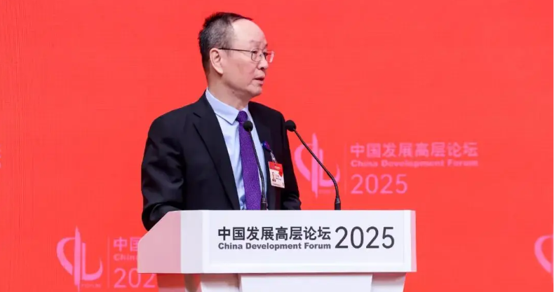 王一鸣:以科技创新引领氢能产业高质量发展