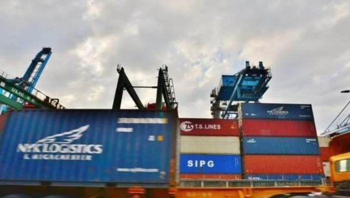 美企为封锁政策买单