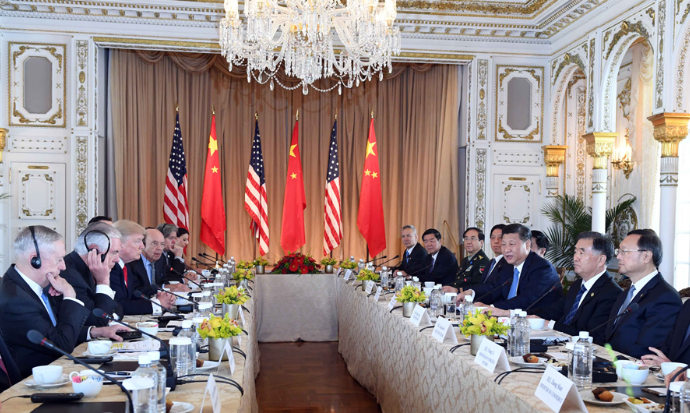 习近平同美国总统特朗普在釜山举行会晤