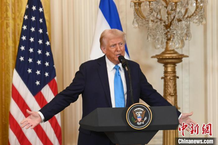 美媒:特朗普私下考虑退出美墨加协定,墨西哥总统回应的配图