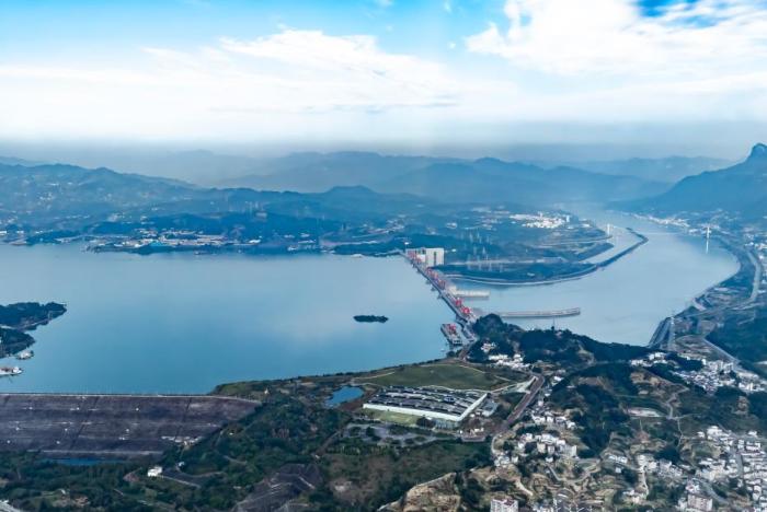 “十四五”时期我国落实小型水库运行管护中央补助资金120亿元的配图